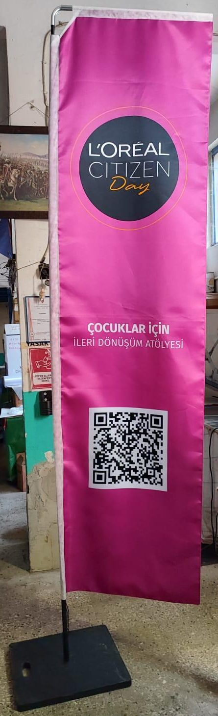 L tipi saten kumas beach flag e1754043057859 Tüm Flama ve Bayrak Çeşitleri İmalatı ve Satışı