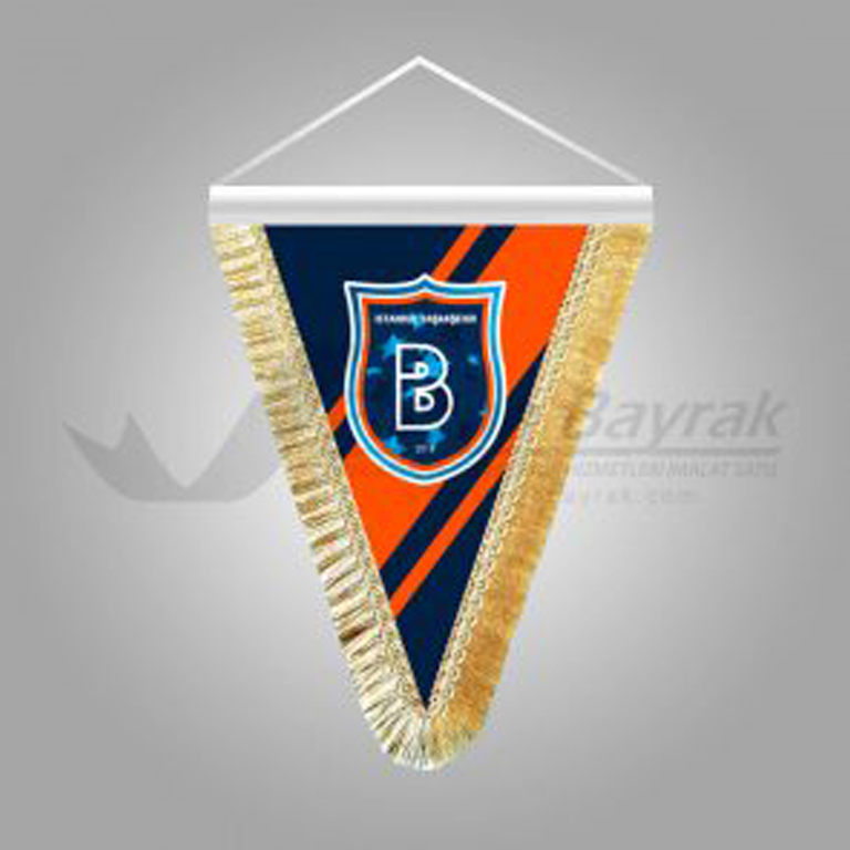 Başakşehir Üçgen Takdim Flaması