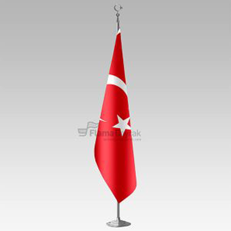 Krom Direkli Makam Türk Bayrağı