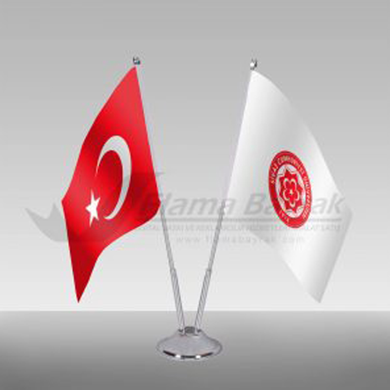 Sivas Cumhuriyet Üniversitesi 2 li Masa Bayrağı