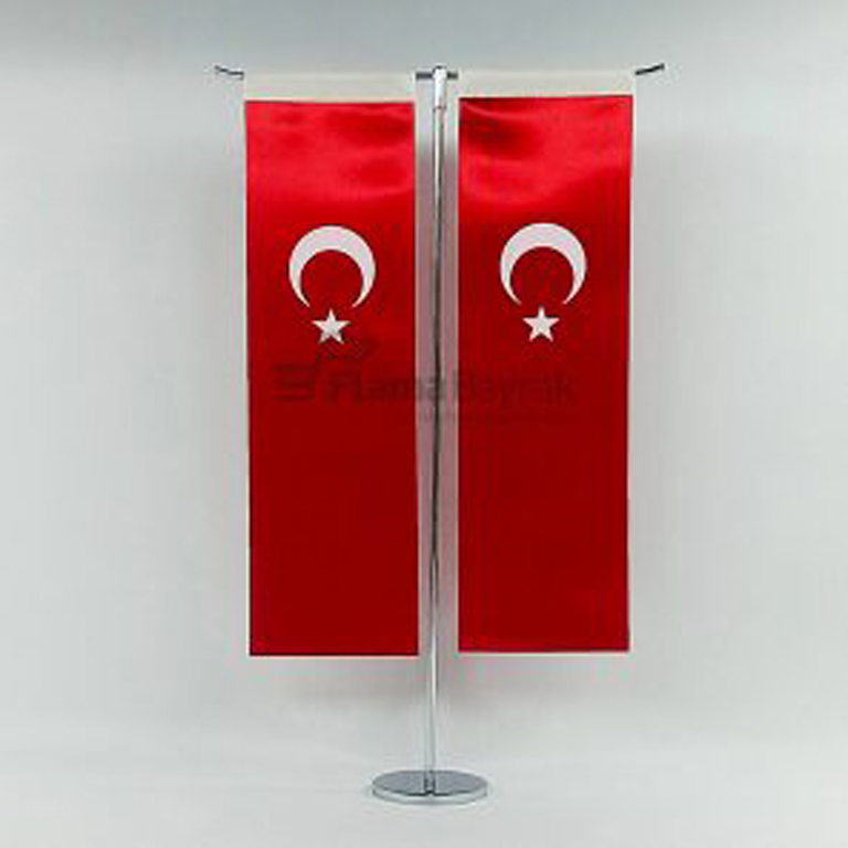 T Direkli Altı Düz Türk Bayrağı
