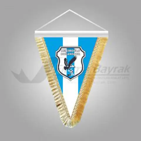 Hekimoğlu Üçgen Takdim Flaması