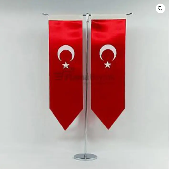 T Direkli Sivri Uç Türk Masa Bayrağı