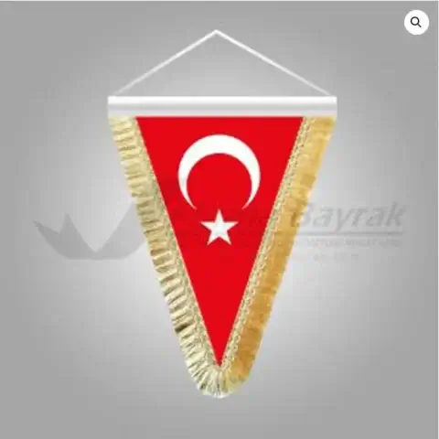 Türkiye Üçgen Takdim Flaması