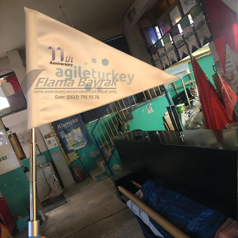 Üçgen Rehber Bayrağı Agile Turkey