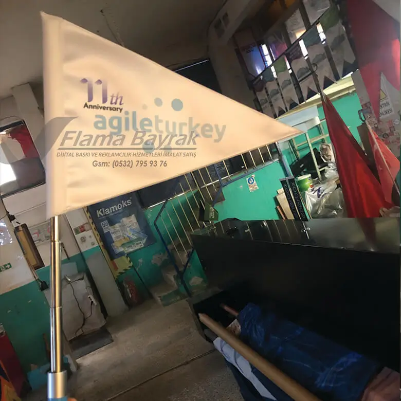 Üçgen Rehber Bayrağı Agile Turkey