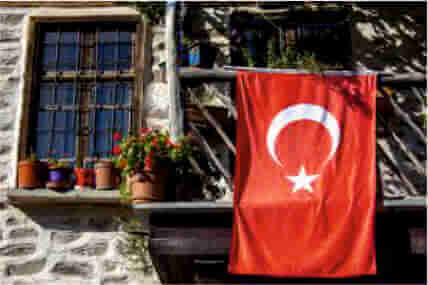 19 mayis Balkon bayragi 19 Mayıs Türk bayrağı