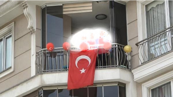 70x105 cm Balkon Turk Bayragi 23 Nisan’da Türk Bayrağı