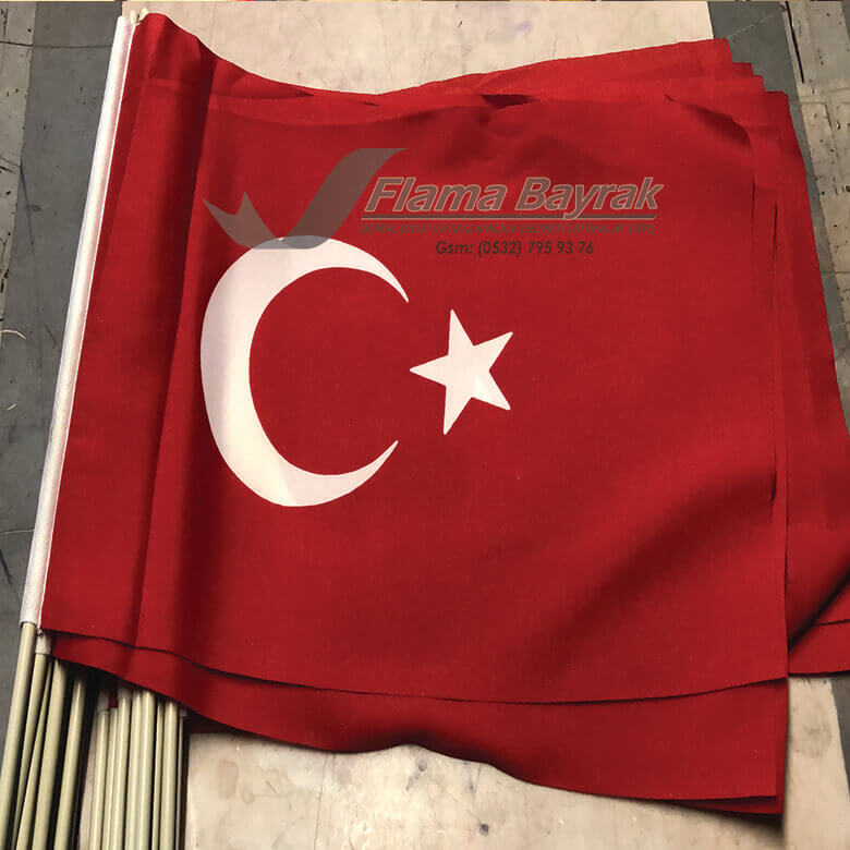 Alpaka Kumas turk bayragi 1 Alpaka Kumaş Türk Bayrağında Neden Tercih Edilir