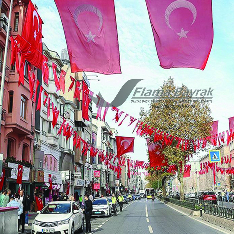 29 Ekim Cumhuriyet Bayramı cadde balkon turk bayragi asimi 29 ekim 29 Ekim Cumhuriyet Bayramı