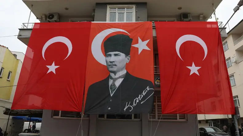 Büyük Ebat Atatürk Posteri %name Büyük Ebat Atatürk Posteri