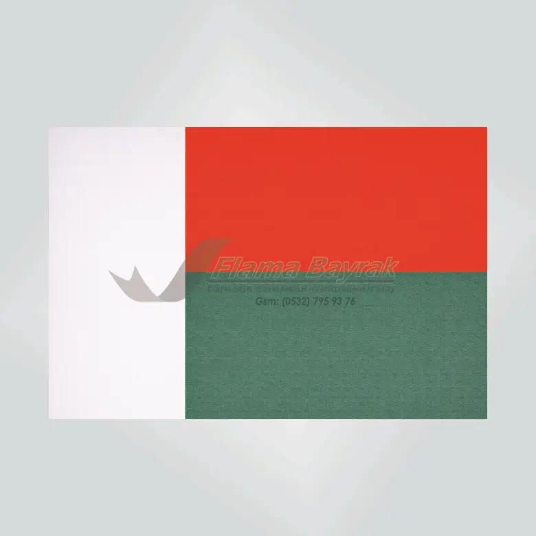 Madagaskar bayrağı